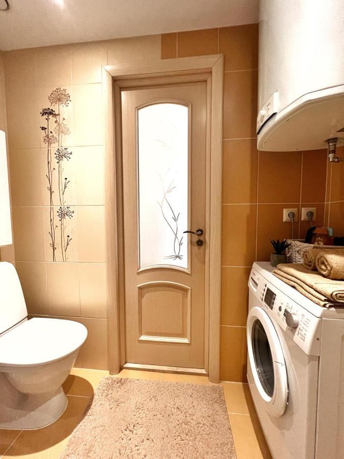 New Apartment With A View In The Town Center Narva Buitenkant foto